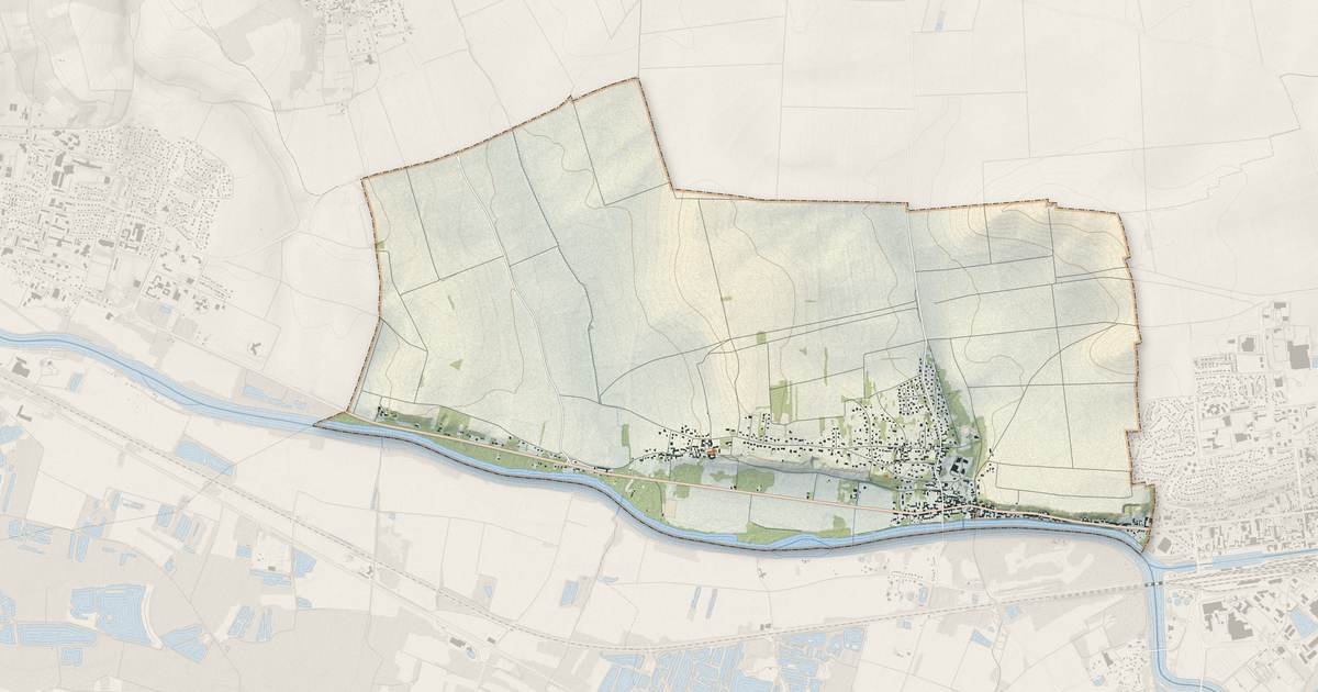 Portrait cartographique de Laroche-Saint-Cydroine : relief, eau, forêts, bâti et voies, calculés à partir des données de l'IGN