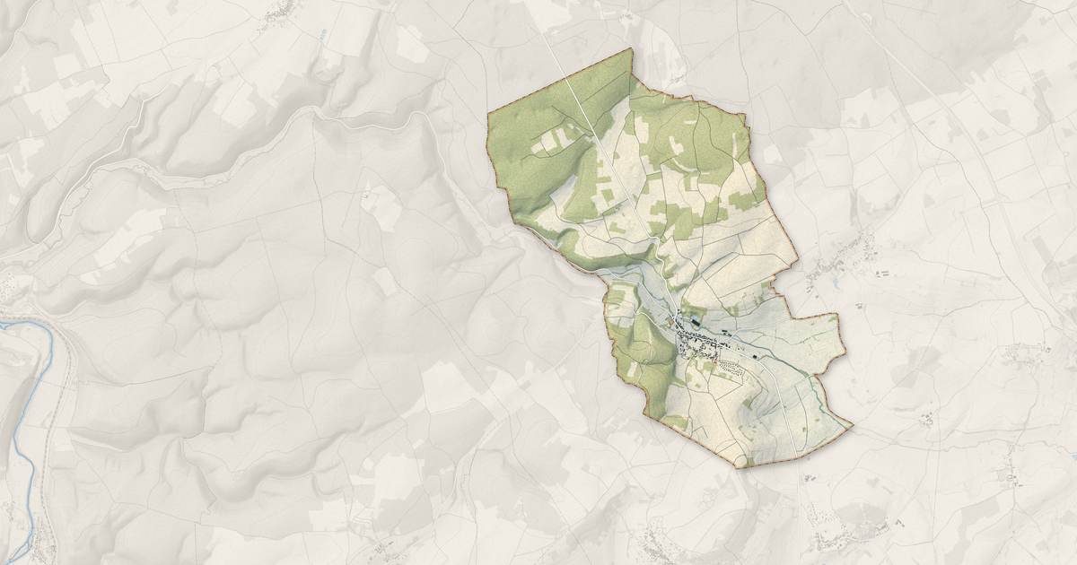 Portrait cartographique de Lucy-le-Bois : relief, eau, forêts, bâti et voies, calculés à partir des données de l'IGN