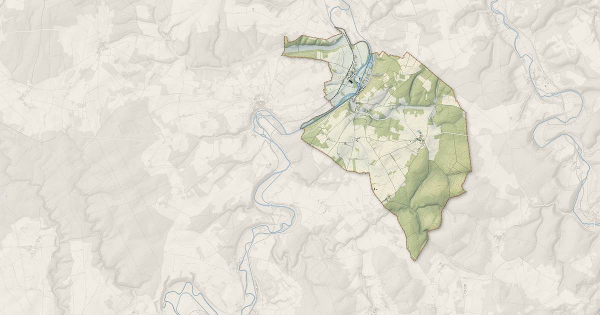 Portrait cartographique de Mailly-la-Ville : relief, eau, forêts, bâti et voies, calculés à partir des données de l'IGN