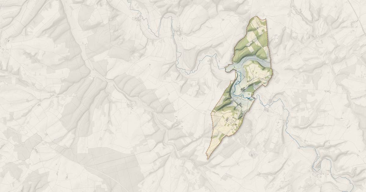 Portrait cartographique de Môlay : relief, eau, forêts, bâti et voies, calculés à partir des données de l'IGN