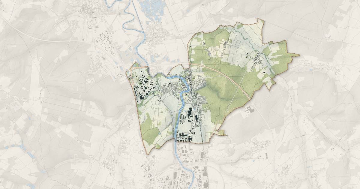 Portrait cartographique de Monéteau : relief, eau, forêts, bâti et voies, calculés à partir des données de l'IGN