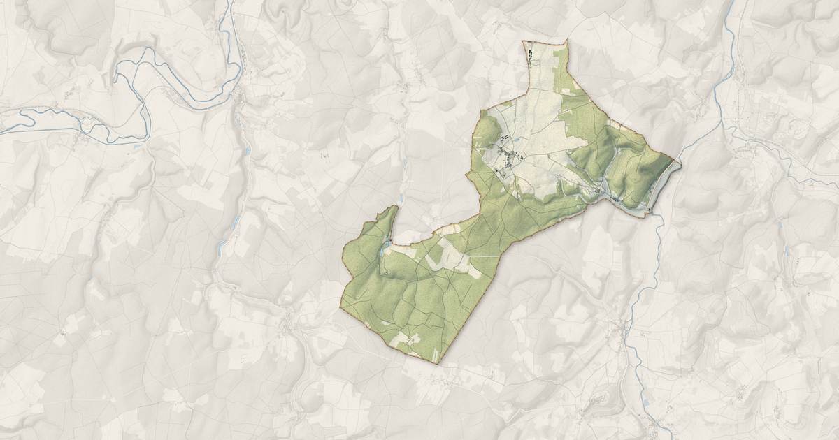 Portrait cartographique de Montillot : relief, eau, forêts, bâti et voies, calculés à partir des données de l'IGN