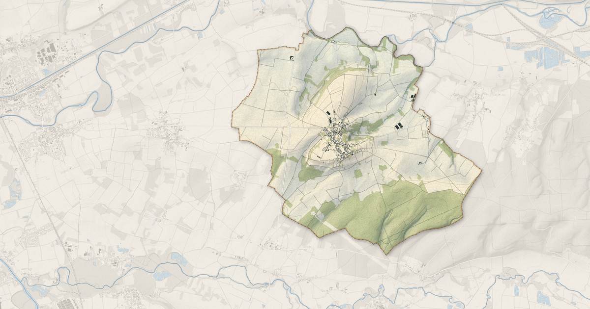 Portrait cartographique de Mont-Saint-Sulpice : relief, eau, forêts, bâti et voies, calculés à partir des données de l'IGN