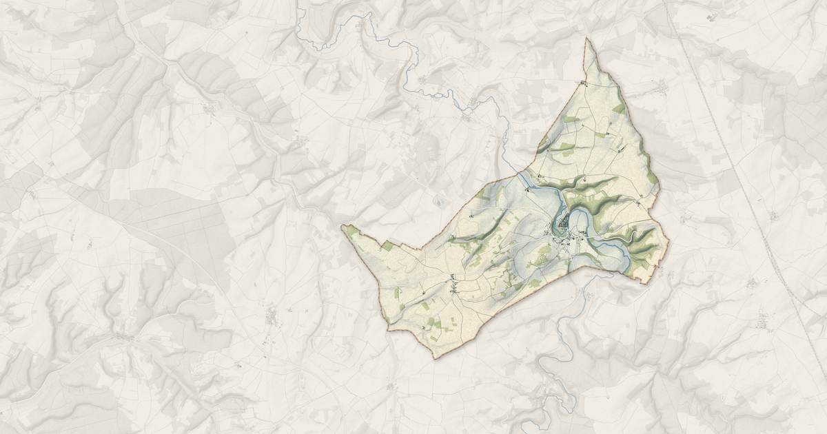Portrait cartographique de Noyers : relief, eau, forêts, bâti et voies, calculés à partir des données de l'IGN