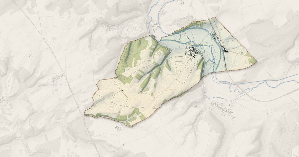 Portrait cartographique de Pacy-sur-Armançon : relief, eau, forêts, bâti et voies, calculés à partir des données de l'IGN