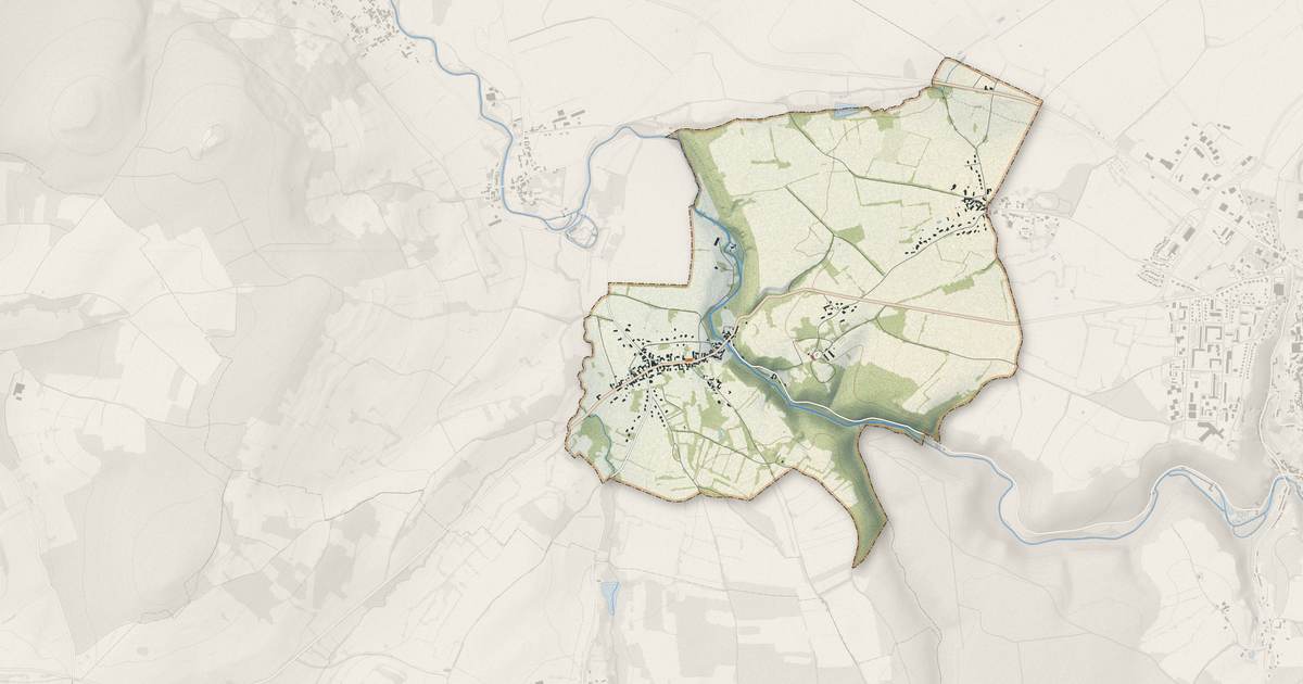 Portrait cartographique de Pontaubert : relief, eau, forêts, bâti et voies, calculés à partir des données de l'IGN