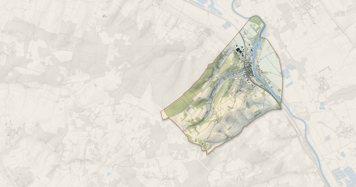 Portrait cartographique de Pont-sur-Yonne : relief, eau, forêts, bâti et voies, calculés à partir des données de l'IGN