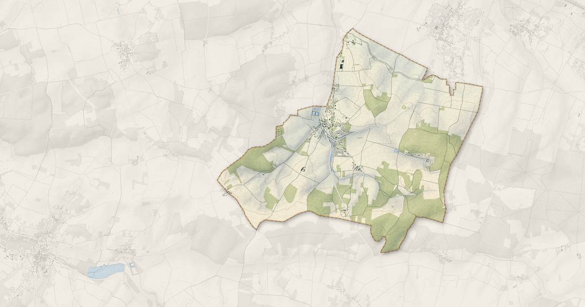 Portrait cartographique de Saint-Agnan : relief, eau, forêts, bâti et voies, calculés à partir des données de l'IGN
