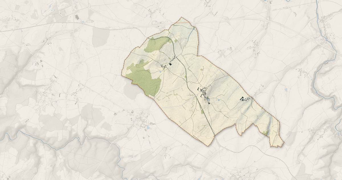 Portrait cartographique de Saint-André-en-Terre-Plaine : relief, eau, forêts, bâti et voies, calculés à partir des données de l'IGN