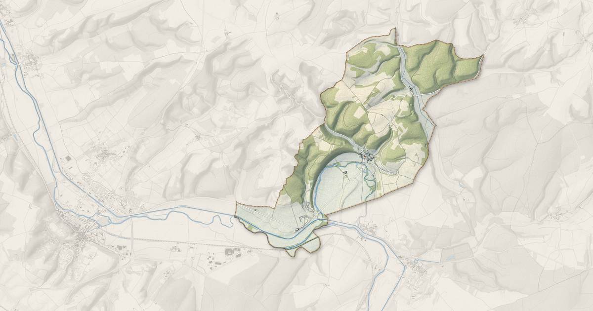 Portrait cartographique de Saint-Martin-sur-Armançon : relief, eau, forêts, bâti et voies, calculés à partir des données de l'IGN