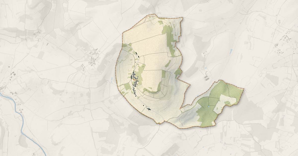 Portrait cartographique de Tharoiseau : relief, eau, forêts, bâti et voies, calculés à partir des données de l'IGN