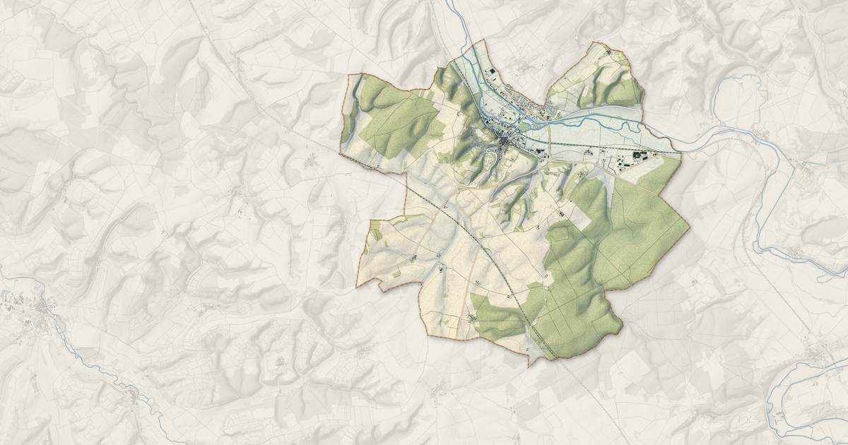 Portrait cartographique de Tonnerre : relief, eau, forêts, bâti et voies, calculés à partir des données de l'IGN