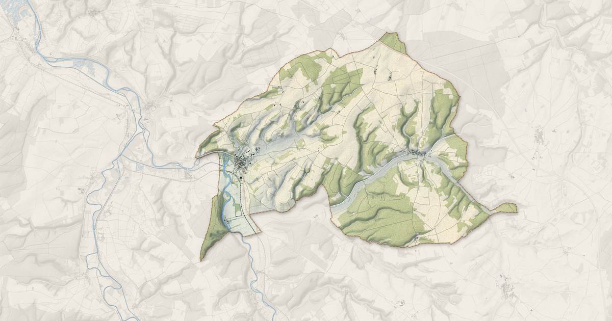 Portrait cartographique de Vermenton : relief, eau, forêts, bâti et voies, calculés à partir des données de l'IGN