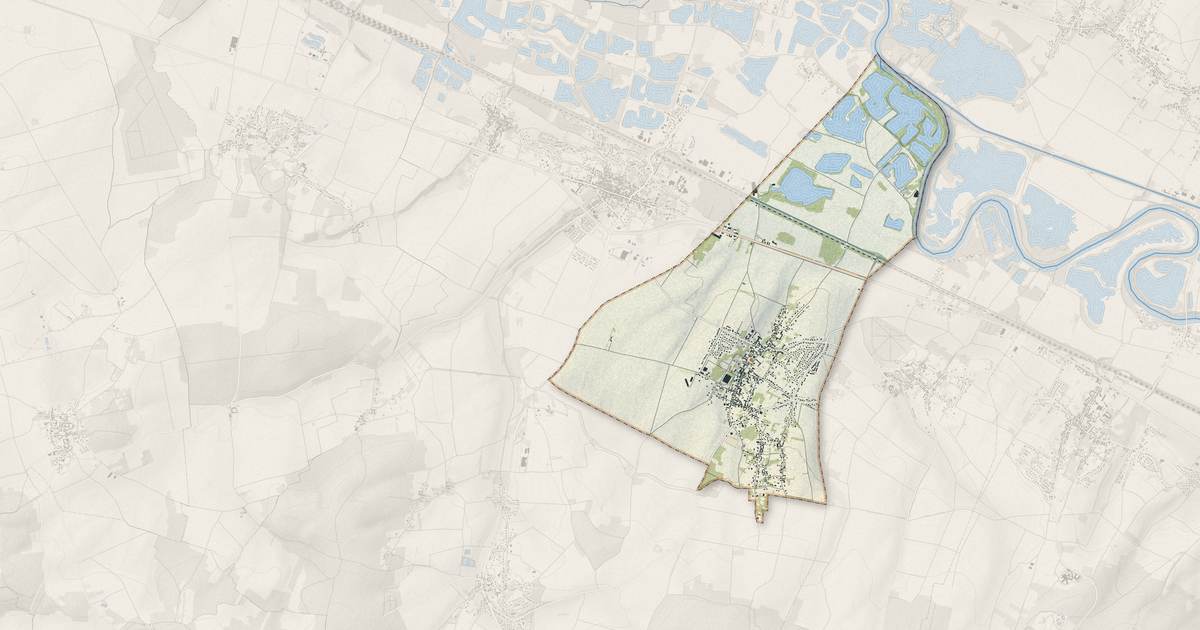 Portrait cartographique de Villeblevin : relief, eau, forêts, bâti et voies, calculés à partir des données de l'IGN