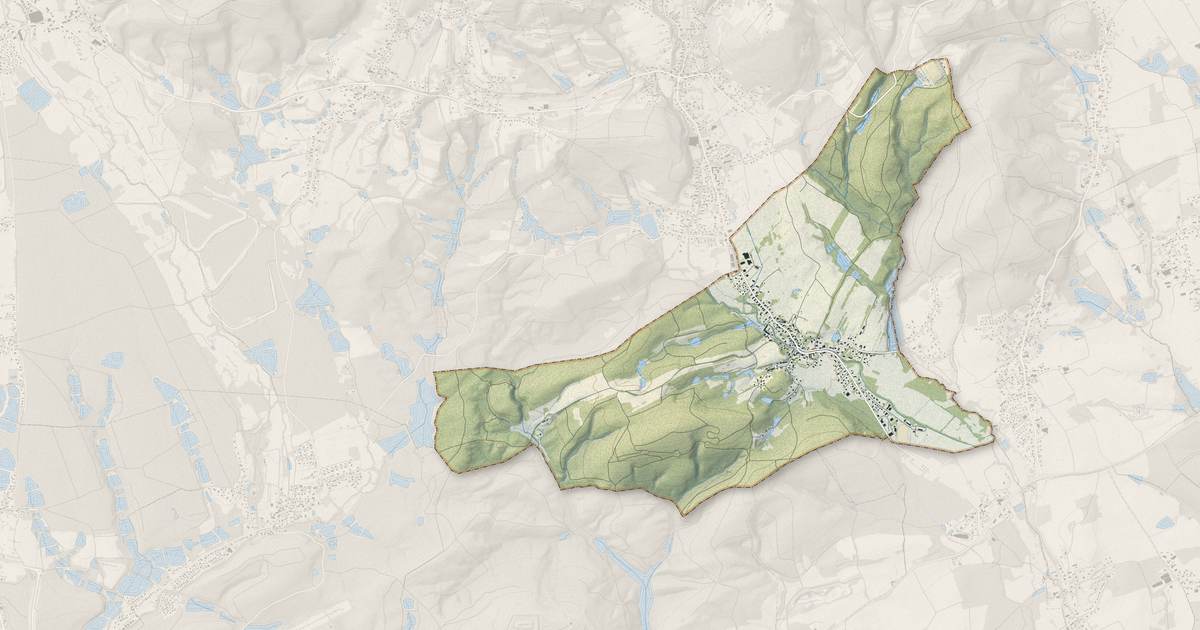 Portrait cartographique de Anjoutey : relief, eau, forêts, bâti et voies, calculés à partir des données de l'IGN