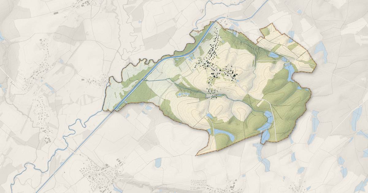 Portrait cartographique de Bretagne : relief, eau, forêts, bâti et voies, calculés à partir des données de l'IGN