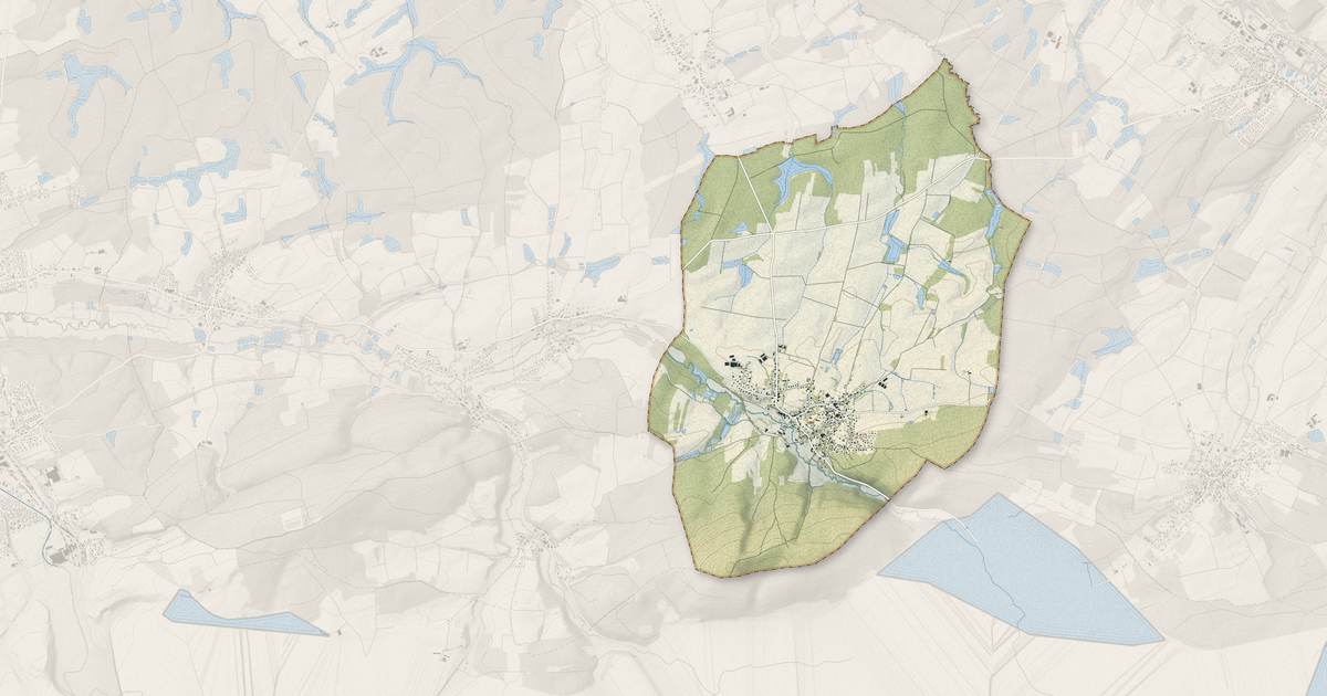 Portrait cartographique de Réchésy : relief, eau, forêts, bâti et voies, calculés à partir des données de l'IGN