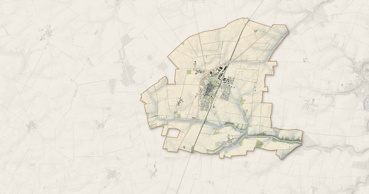 Portrait cartographique de Angerville : relief, eau, forêts, bâti et voies, calculés à partir des données de l'IGN