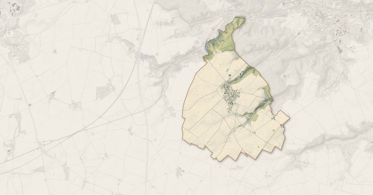 Portrait cartographique de Corbreuse : relief, eau, forêts, bâti et voies, calculés à partir des données de l'IGN