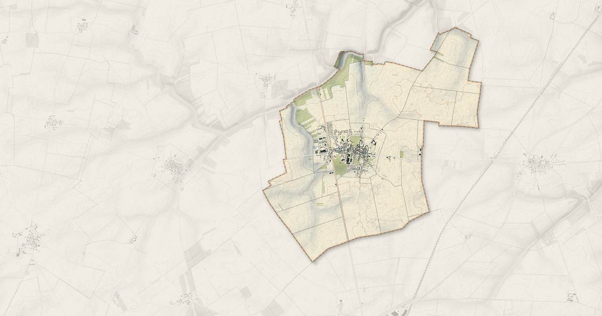 Portrait cartographique de Pussay : relief, eau, forêts, bâti et voies, calculés à partir des données de l'IGN