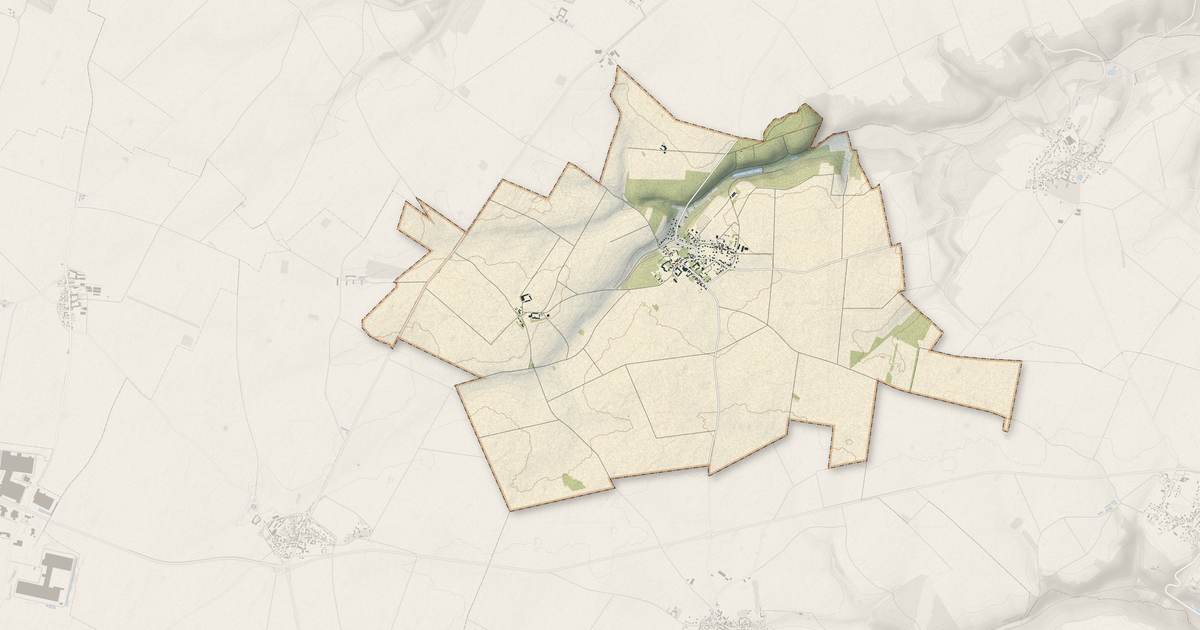 Portrait cartographique de Richarville : relief, eau, forêts, bâti et voies, calculés à partir des données de l'IGN