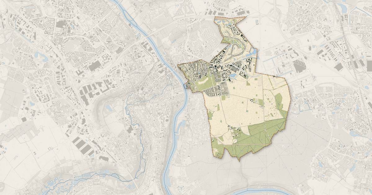 Portrait cartographique de Saint-Pierre-du-Perray : relief, eau, forêts, bâti et voies, calculés à partir des données de l'IGN