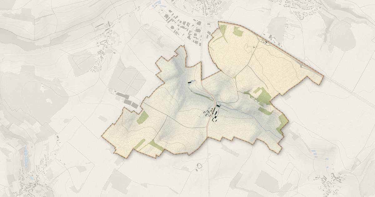 Portrait cartographique de Charmont : relief, eau, forêts, bâti et voies, calculés à partir des données de l'IGN