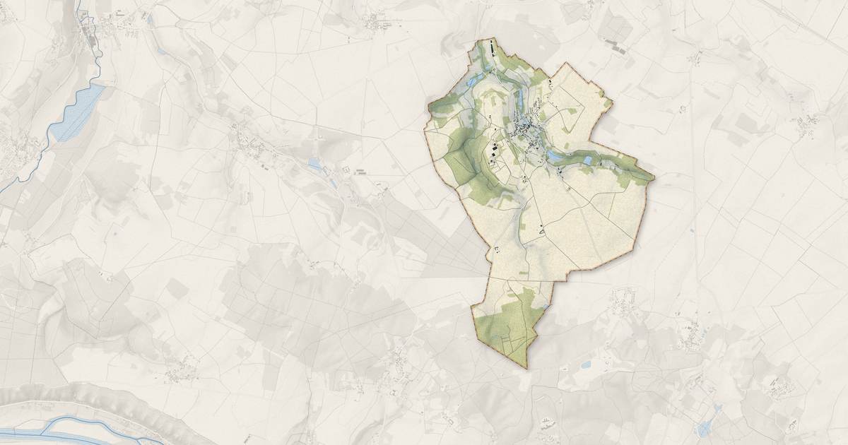Portrait cartographique de Genainville : relief, eau, forêts, bâti et voies, calculés à partir des données de l'IGN