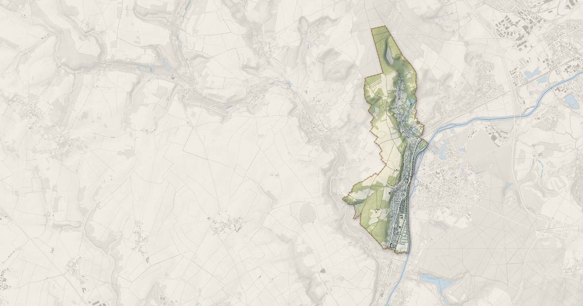 Portrait cartographique de Parmain : relief, eau, forêts, bâti et voies, calculés à partir des données de l'IGN