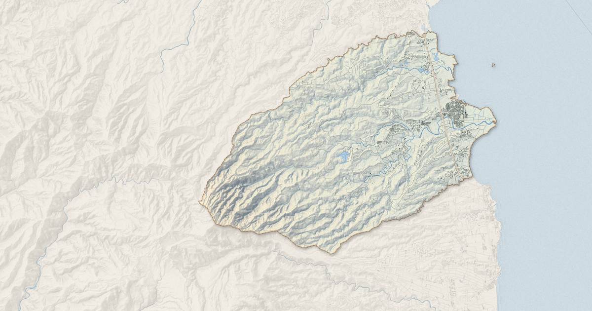 Portrait cartographique de Goyave : relief, eau, forêts, bâti et voies, calculés à partir des données de l'IGN