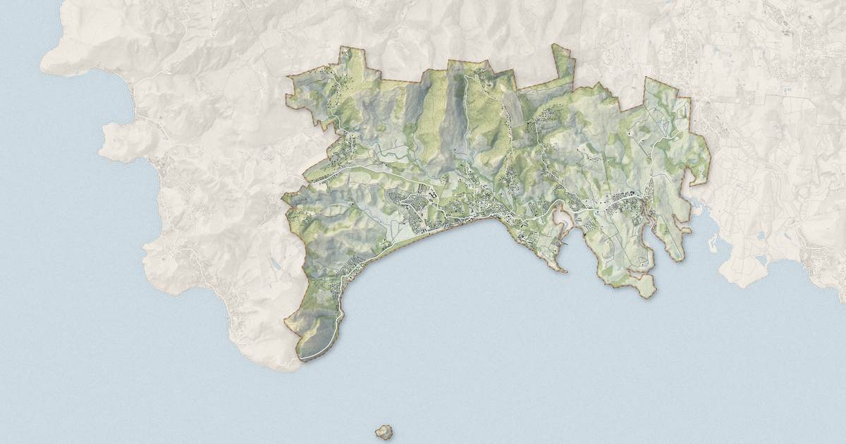 Portrait cartographique de Le Diamant : relief, eau, forêts, bâti et voies, calculés à partir des données de l'IGN