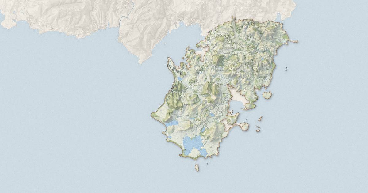 Portrait cartographique de Sainte-Anne : relief, eau, forêts, bâti et voies, calculés à partir des données de l'IGN