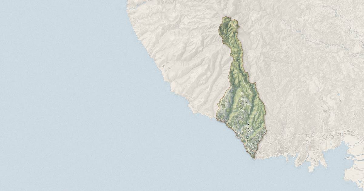 Portrait cartographique de Schœlcher : relief, eau, forêts, bâti et voies, calculés à partir des données de l'IGN