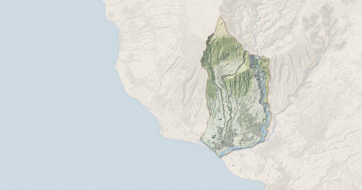 Portrait cartographique de Saint-Louis : relief, eau, forêts, bâti et voies, calculés à partir des données de l'IGN