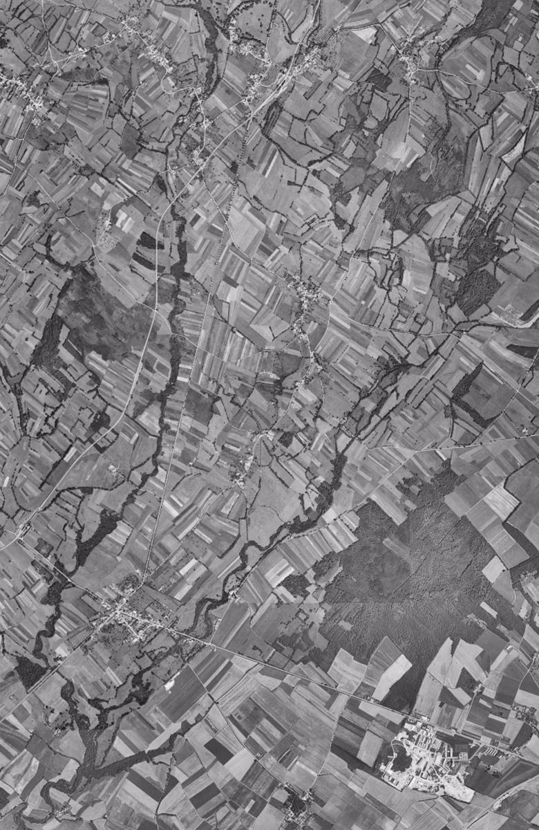 Saint-Genis-Pouilly en 1953, le territoire vu du ciel, au même cadrage