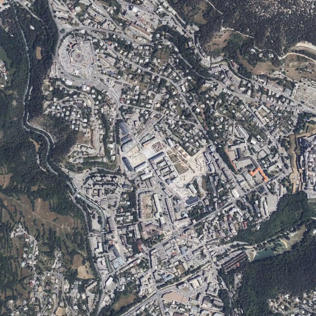 Briançon aujourd'hui, le centre vu du ciel