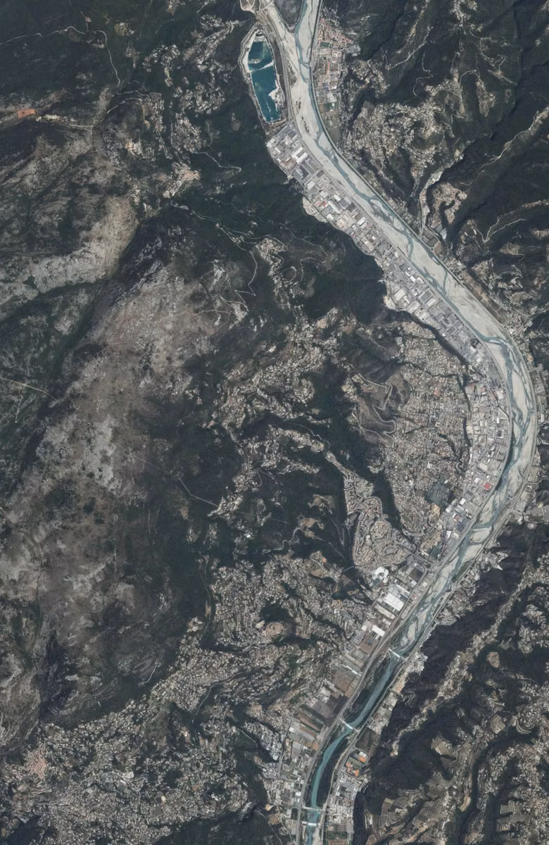 Carros aujourd'hui, le territoire vu du ciel