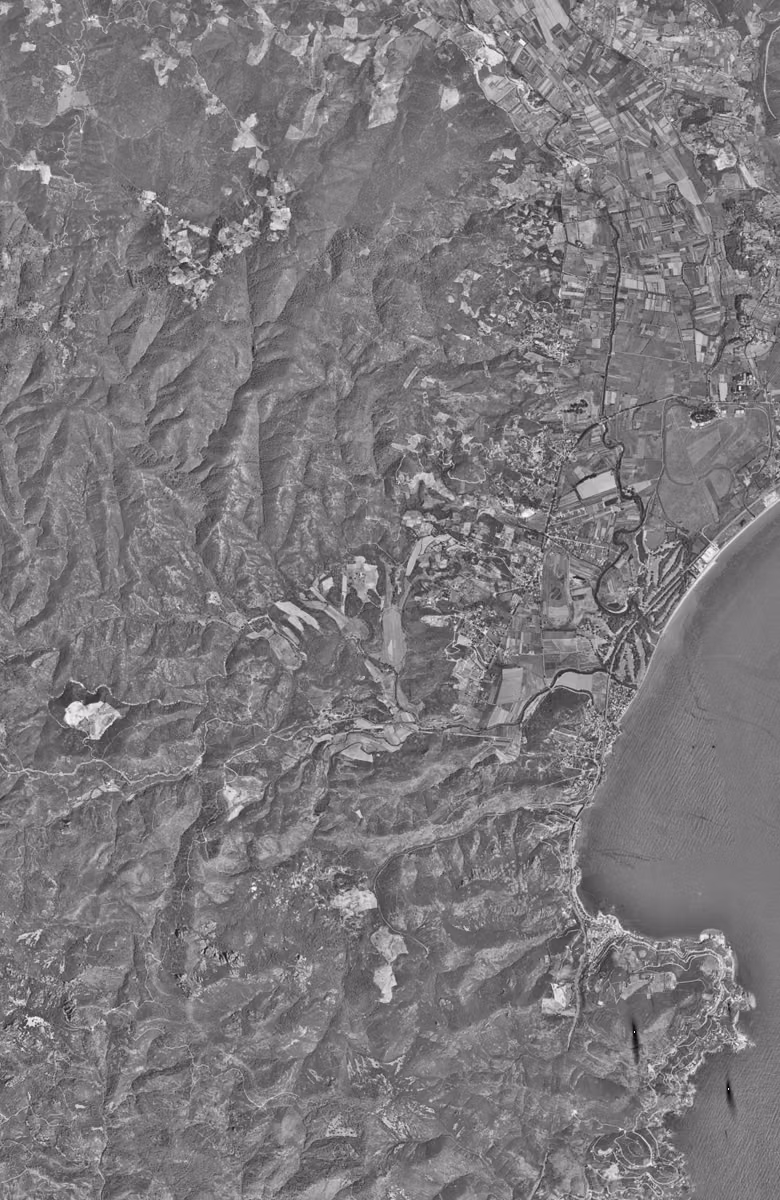 Mandelieu-la-Napoule en 1955, le territoire vu du ciel, au même cadrage