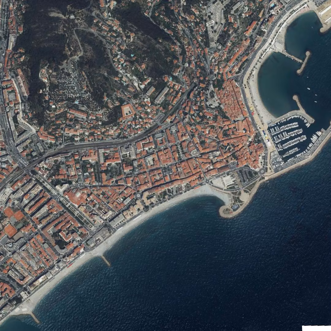 Menton aujourd'hui, le centre vu du ciel