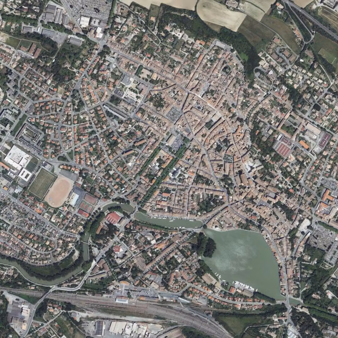 Castelnaudary aujourd'hui, le centre vu du ciel