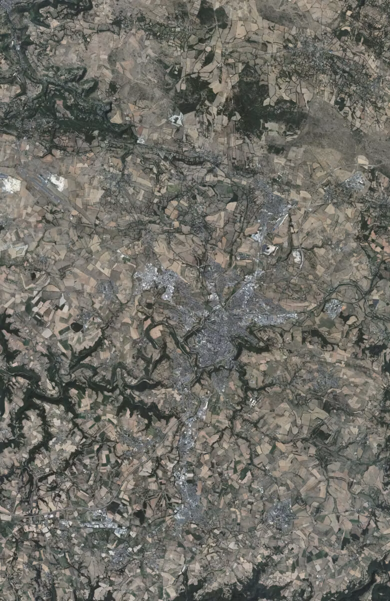 Onet-le-Château aujourd'hui, le territoire vu du ciel