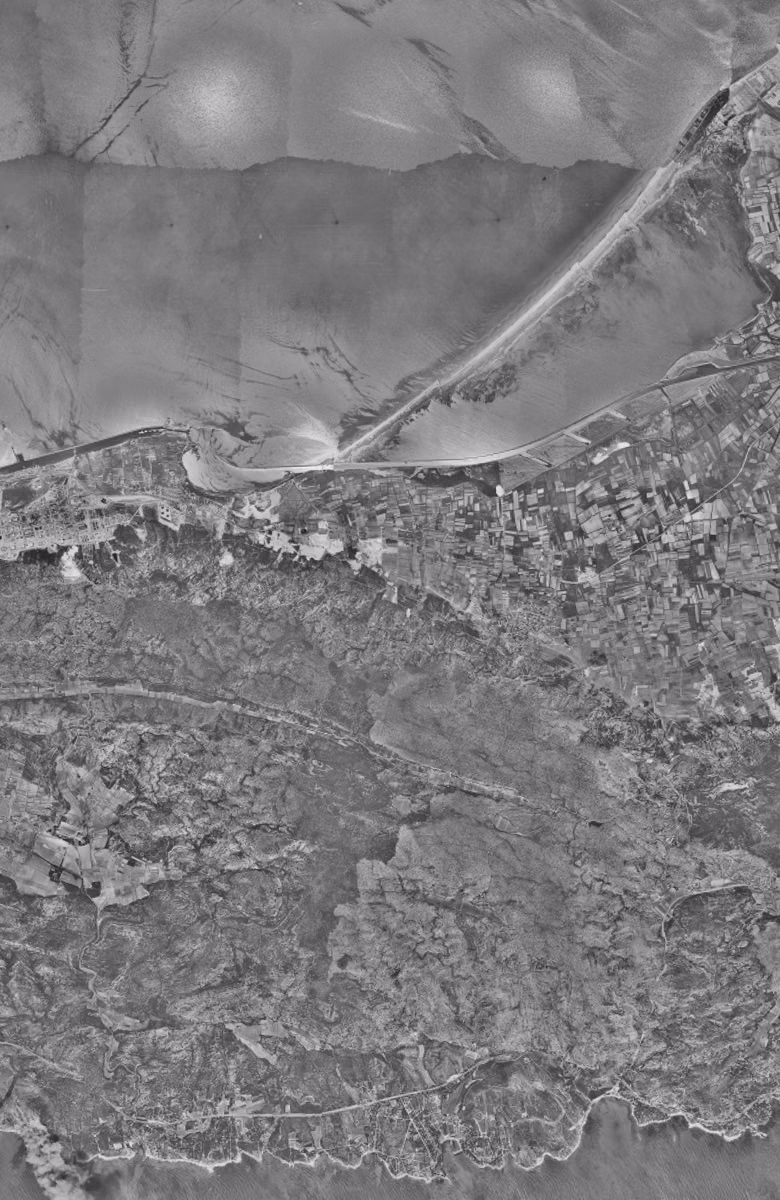 Châteauneuf-les-Martigues en 1960, le territoire vu du ciel, au même cadrage