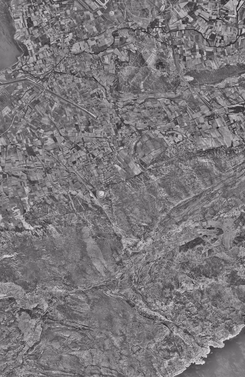 Gignac-la-Nerthe en 1960, le territoire vu du ciel, au même cadrage