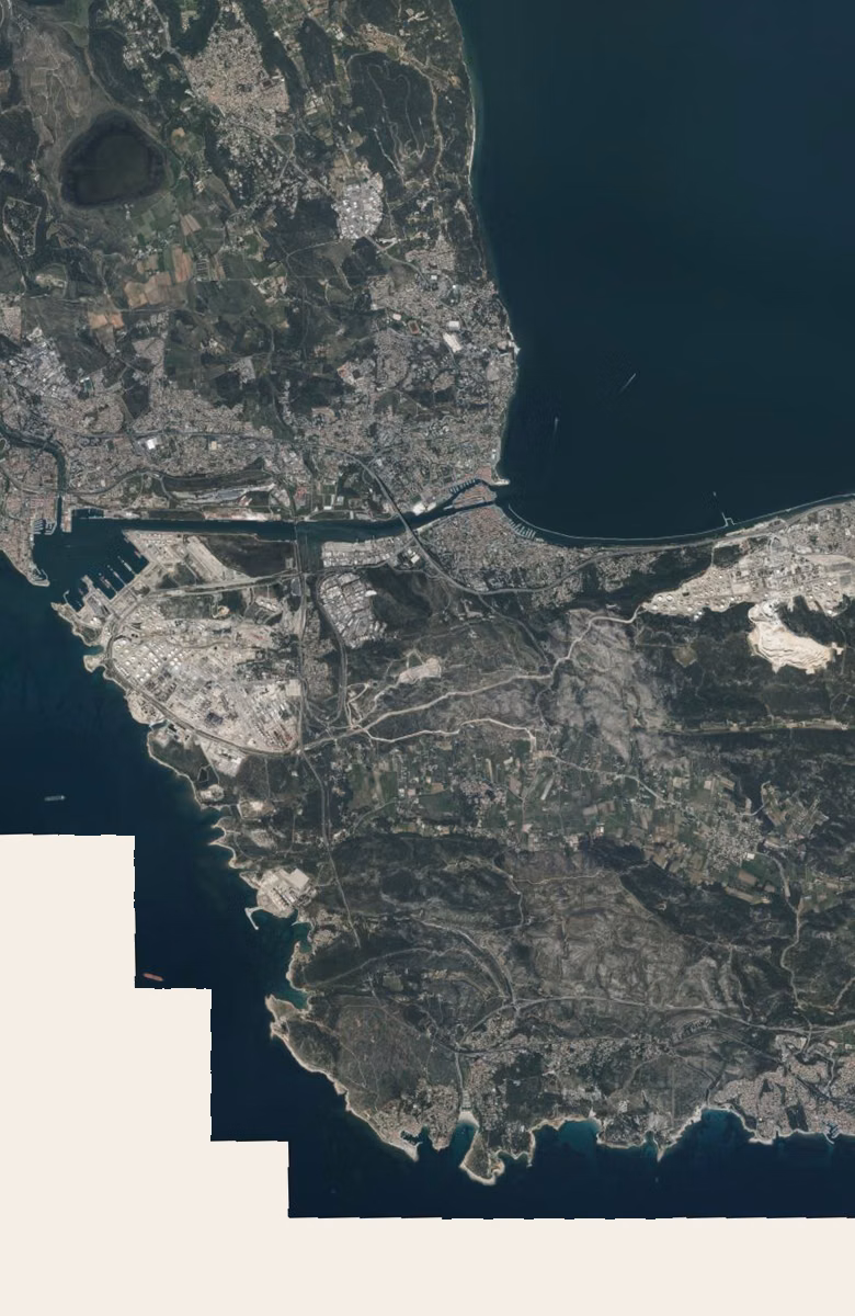 Martigues aujourd'hui, le territoire vu du ciel