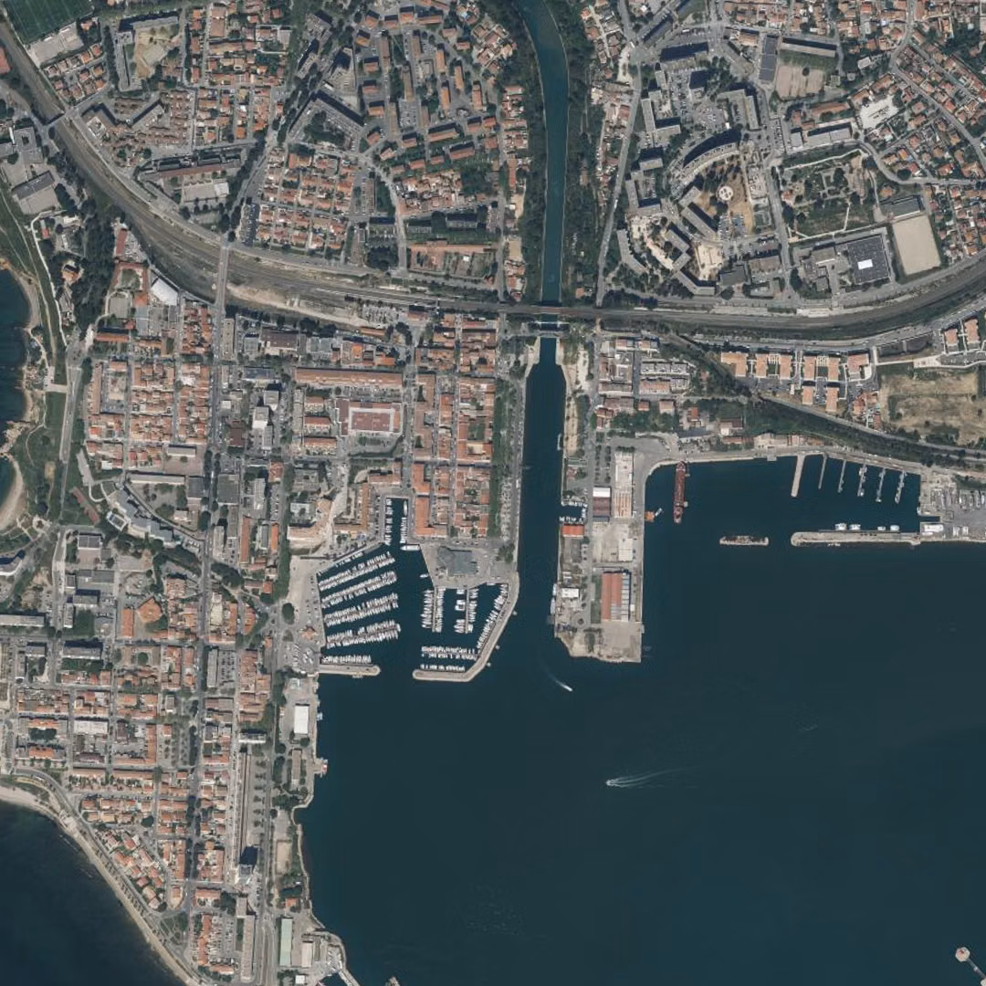 Port-de-Bouc aujourd'hui, le centre vu du ciel