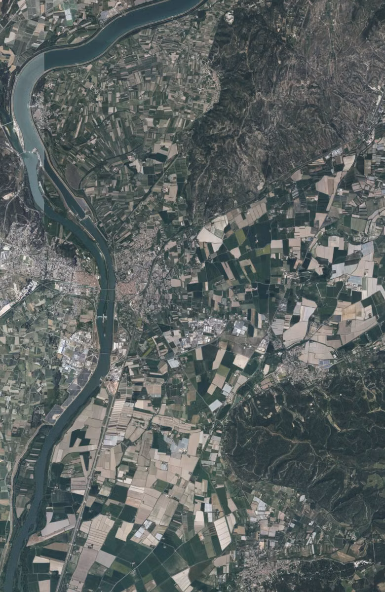 Tarascon aujourd'hui, le territoire vu du ciel