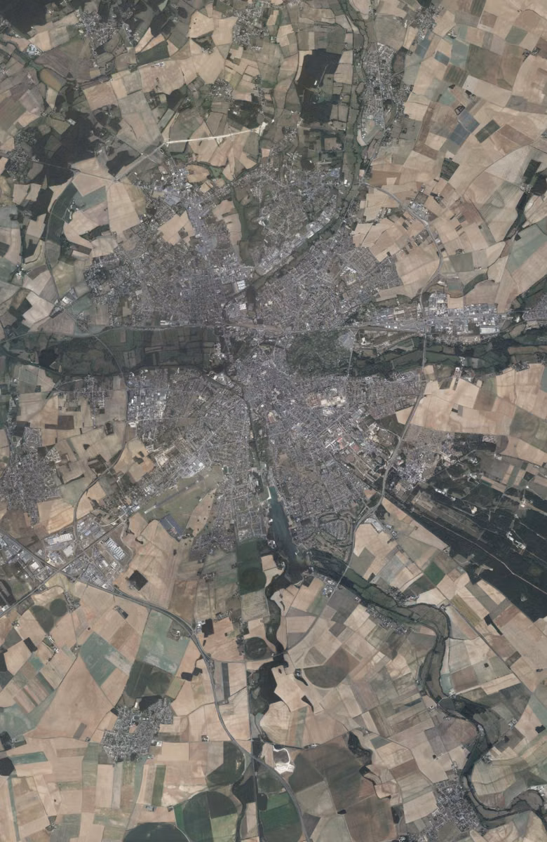 Bourges aujourd'hui, le territoire vu du ciel
