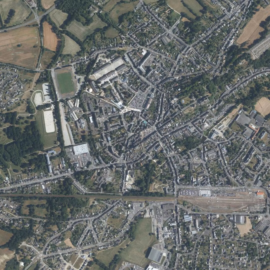 Lamballe-Armor aujourd'hui, le centre vu du ciel
