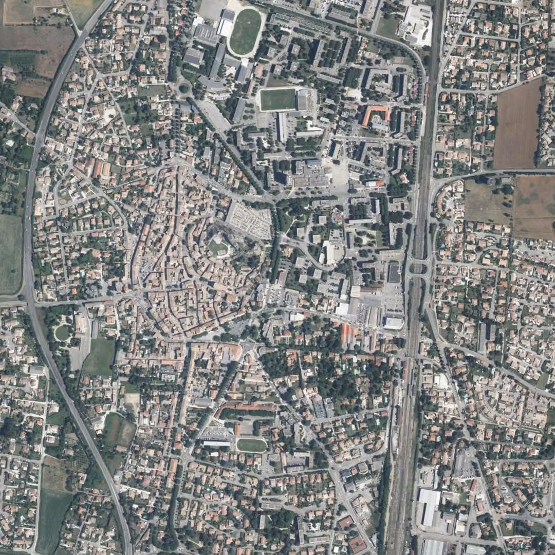 Pierrelatte aujourd'hui, le centre vu du ciel
