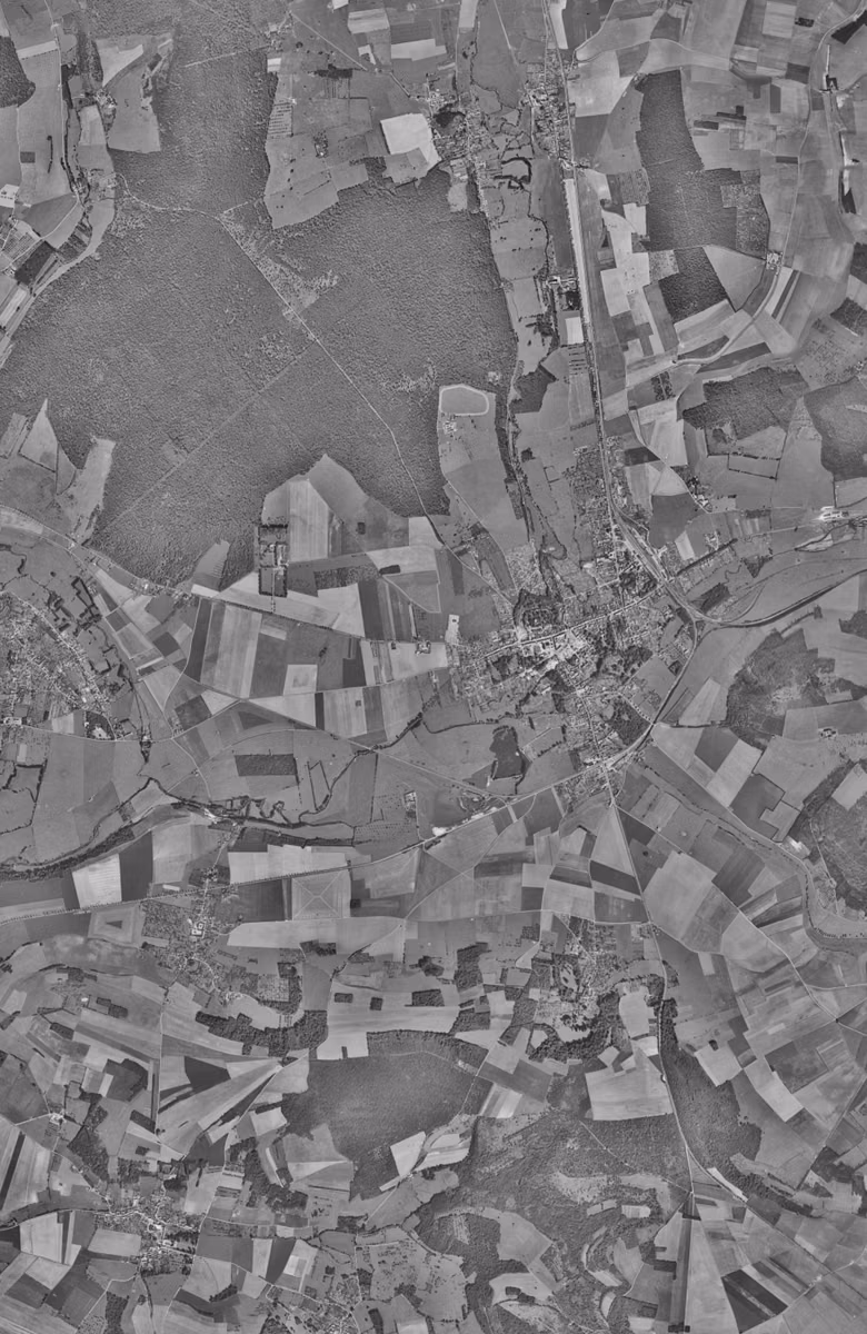 Gisors en 1954, le territoire vu du ciel, au même cadrage